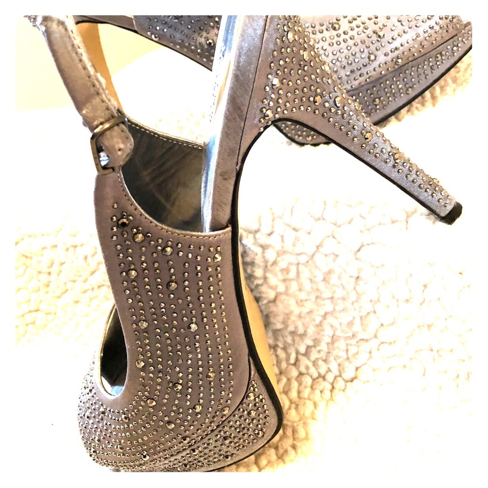 ❤️Valenti Franco Silver and Marcasite stilettos 10